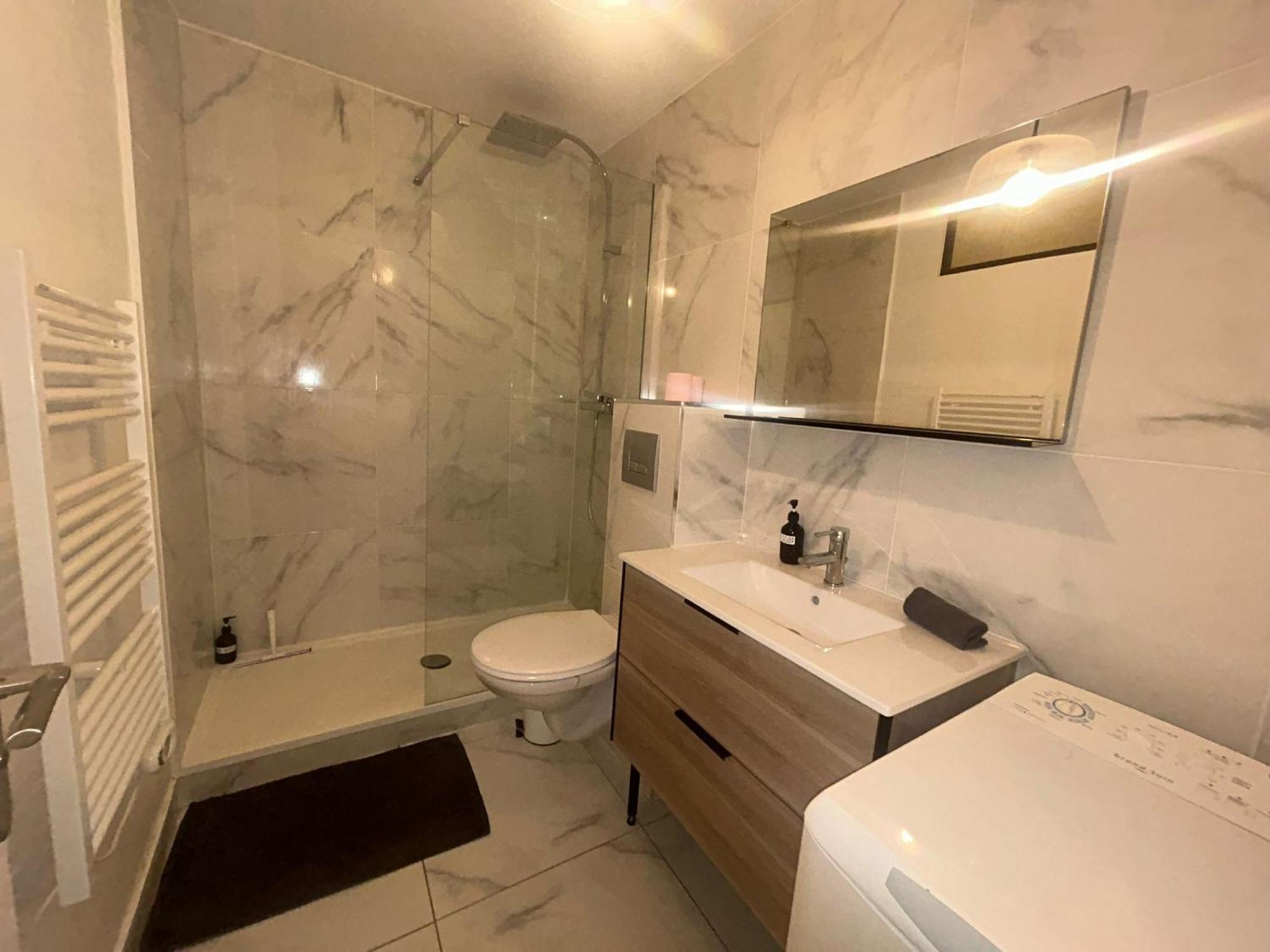 Chez Marie Et Romain- Appartement De Charme Au Coeur De La Joliette Proche Panier Centre Ville Marseille Kültér fotó