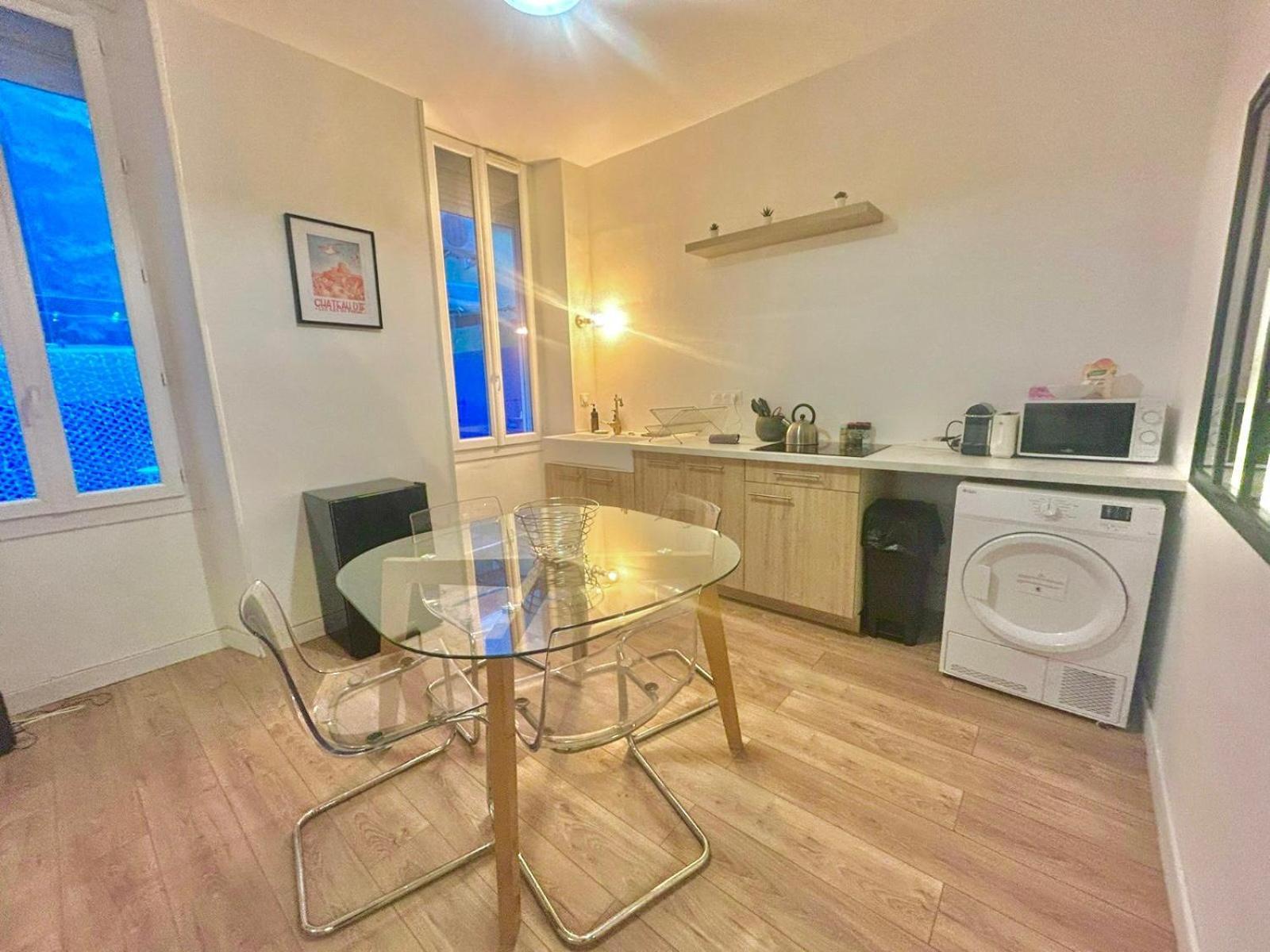 Chez Marie Et Romain- Appartement De Charme Au Coeur De La Joliette Proche Panier Centre Ville Marseille Kültér fotó